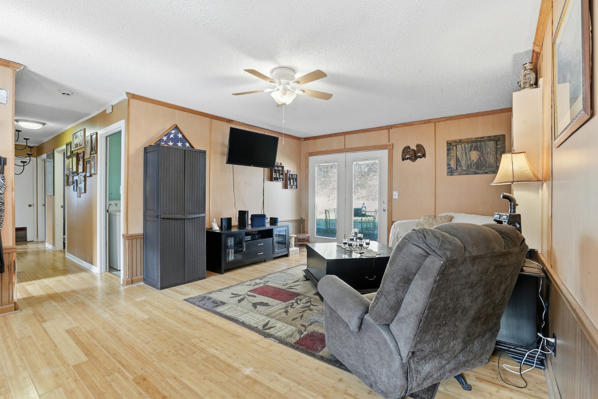 275 Lakeside Drive Carthage, TN 37030 - Photo 3 of 22 a living room with furniture and a chandelier