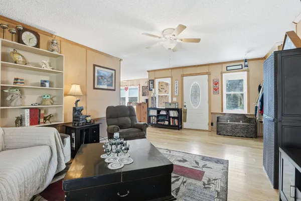 $284,900 | 275 Lakeside Drive, Carthage, TN 37030