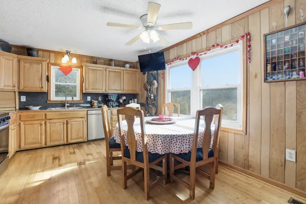 $284,900 | 275 Lakeside Drive, Carthage, TN 37030