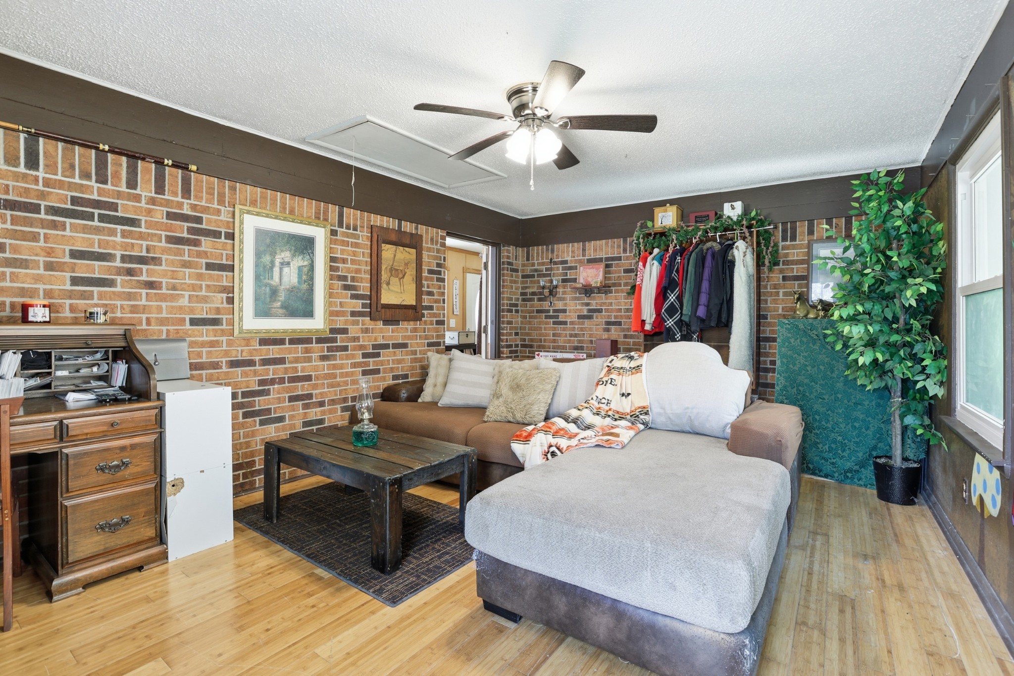 275 Lakeside Drive Carthage, TN 37030 - Photo 10 of 22 a living room with furniture and a large window