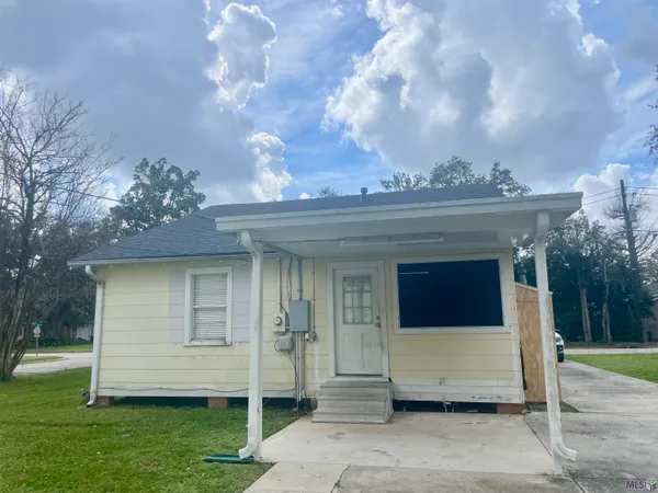 $1,400 | 327 Morningside Drive, Houma, LA 70360