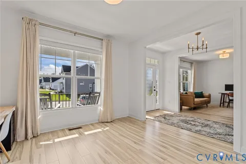 a view of an entryway of the house