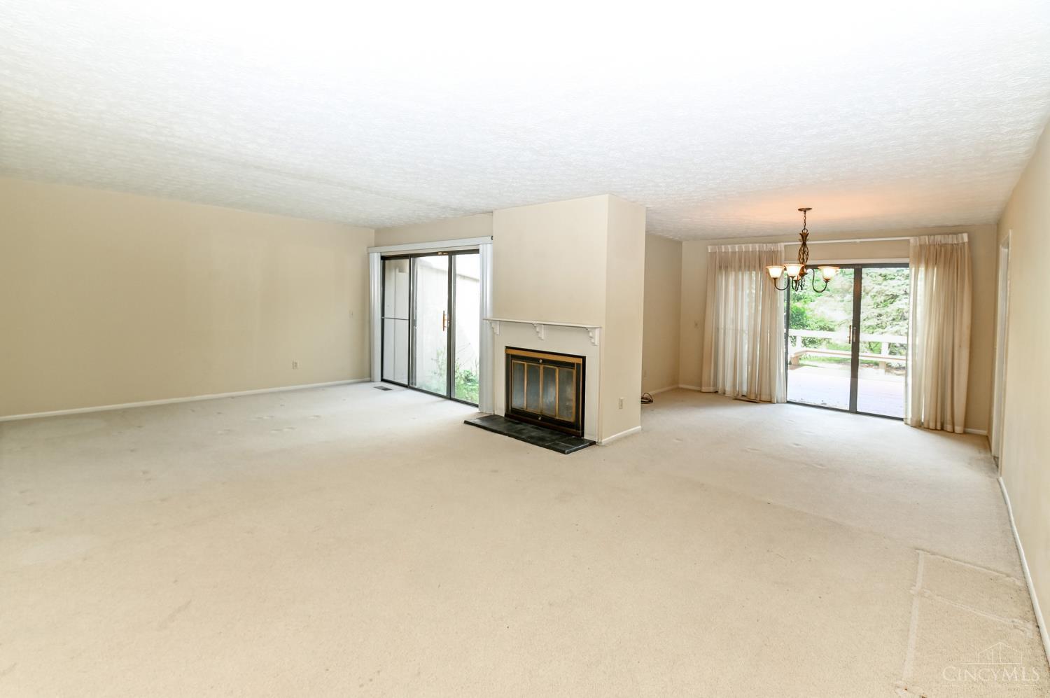 8022 Timbertree Way West Chester, OH 45069 - Photo 4 of 57