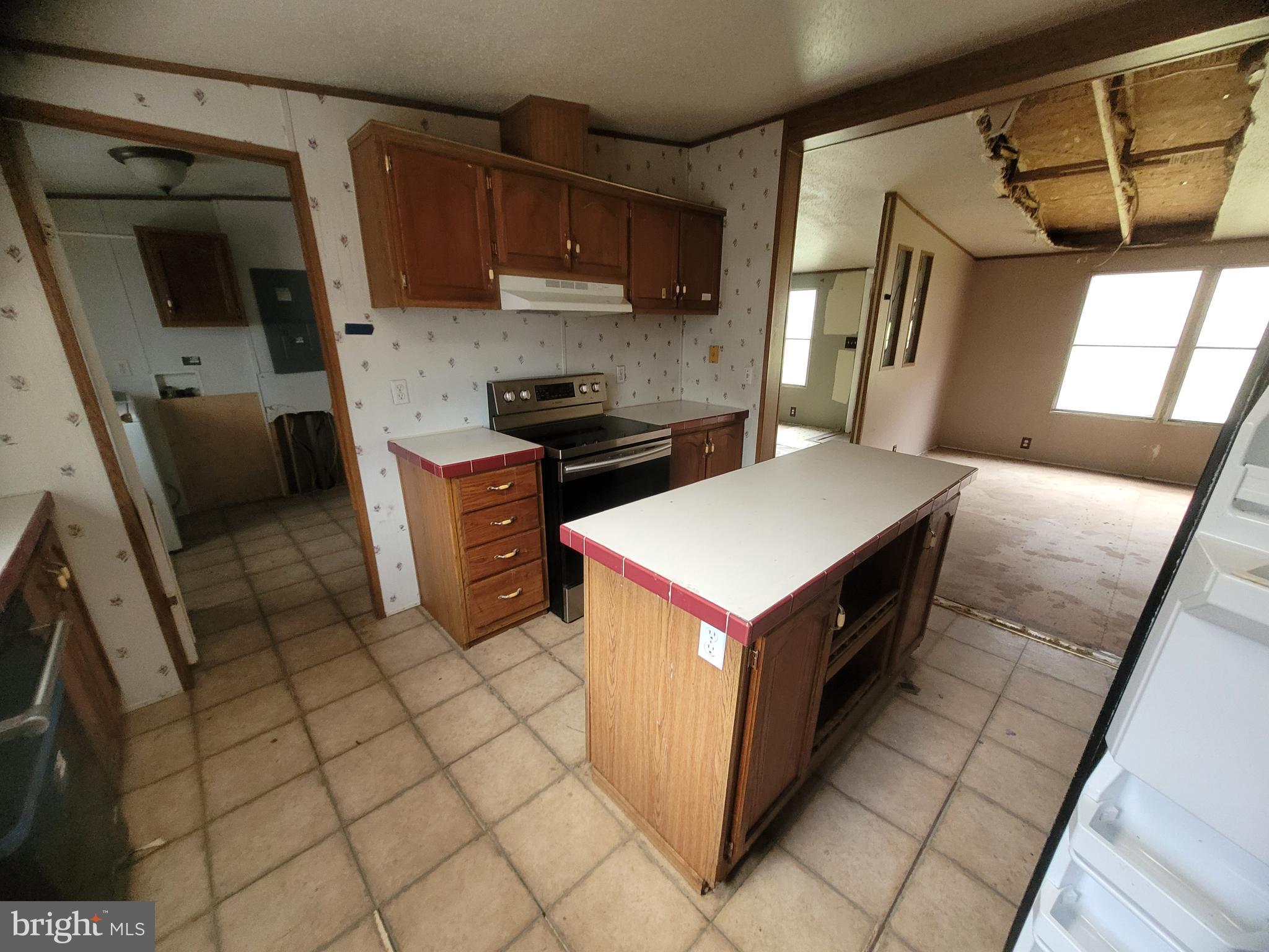 13518 Blank Road Northwest Mount Savage, MD 21545 - Photo 5 of 36