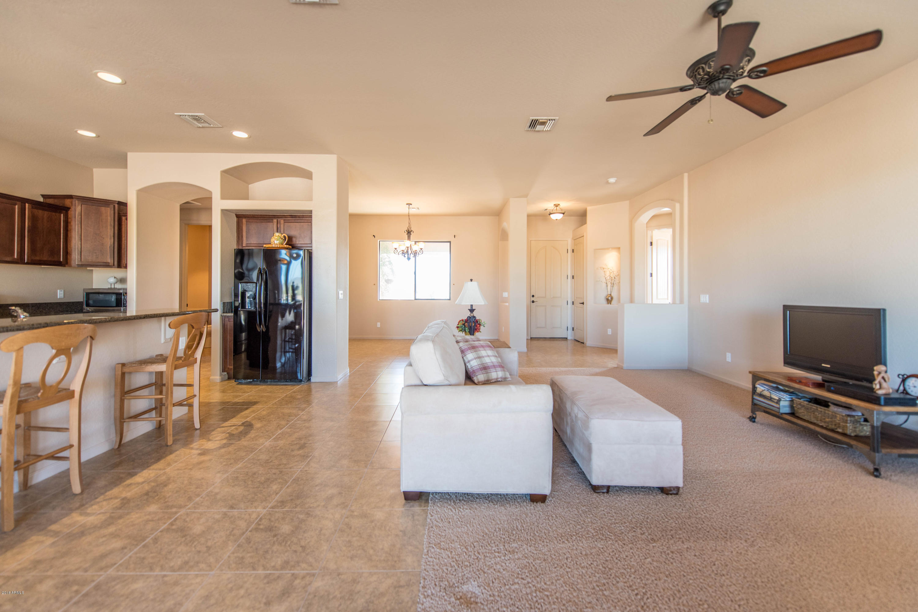 1614 North Bronco Road Maricopa, AZ 85139 - Photo 8 of 47 DSC_4832