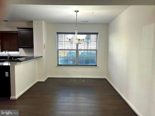 $2,449 | 104 Kendrick Place, Unit 18, Gaithersburg, MD 20878