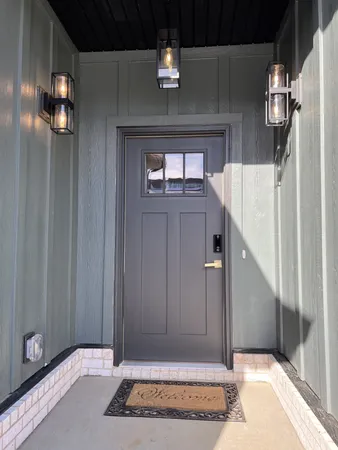 a view of entryway
