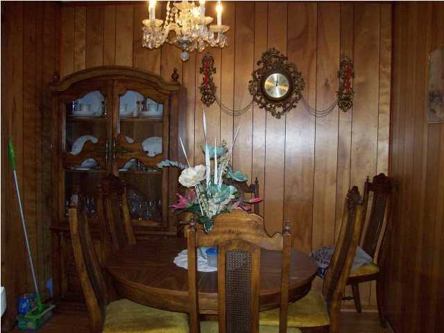 235 Deluna Road Southwest Fort Walton Beach, FL 32548 - Photo 13 of 24 a view of a hallway with seating area