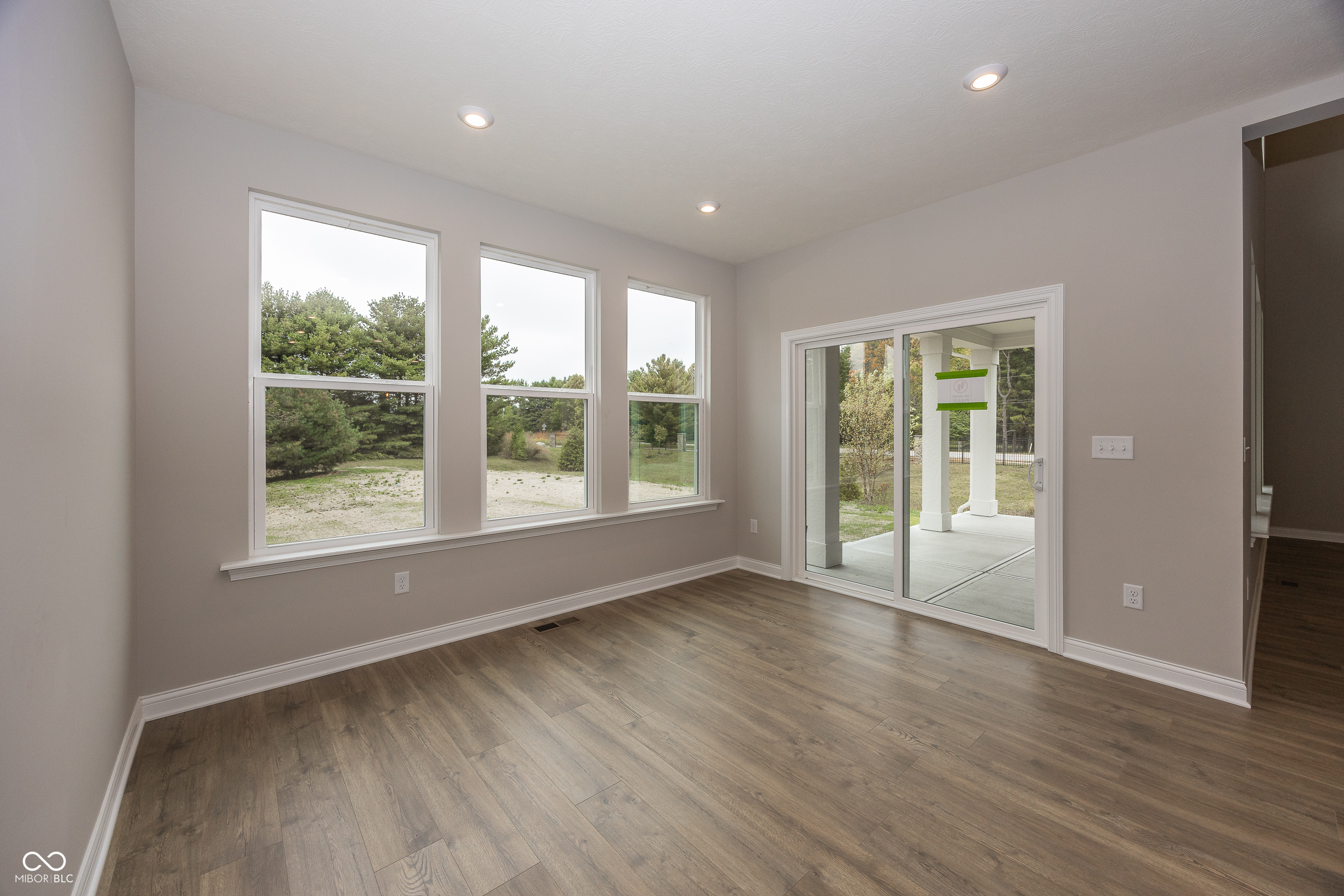 12592 Lowery Way Fishers, IN 46037 - Photo 14 of 38