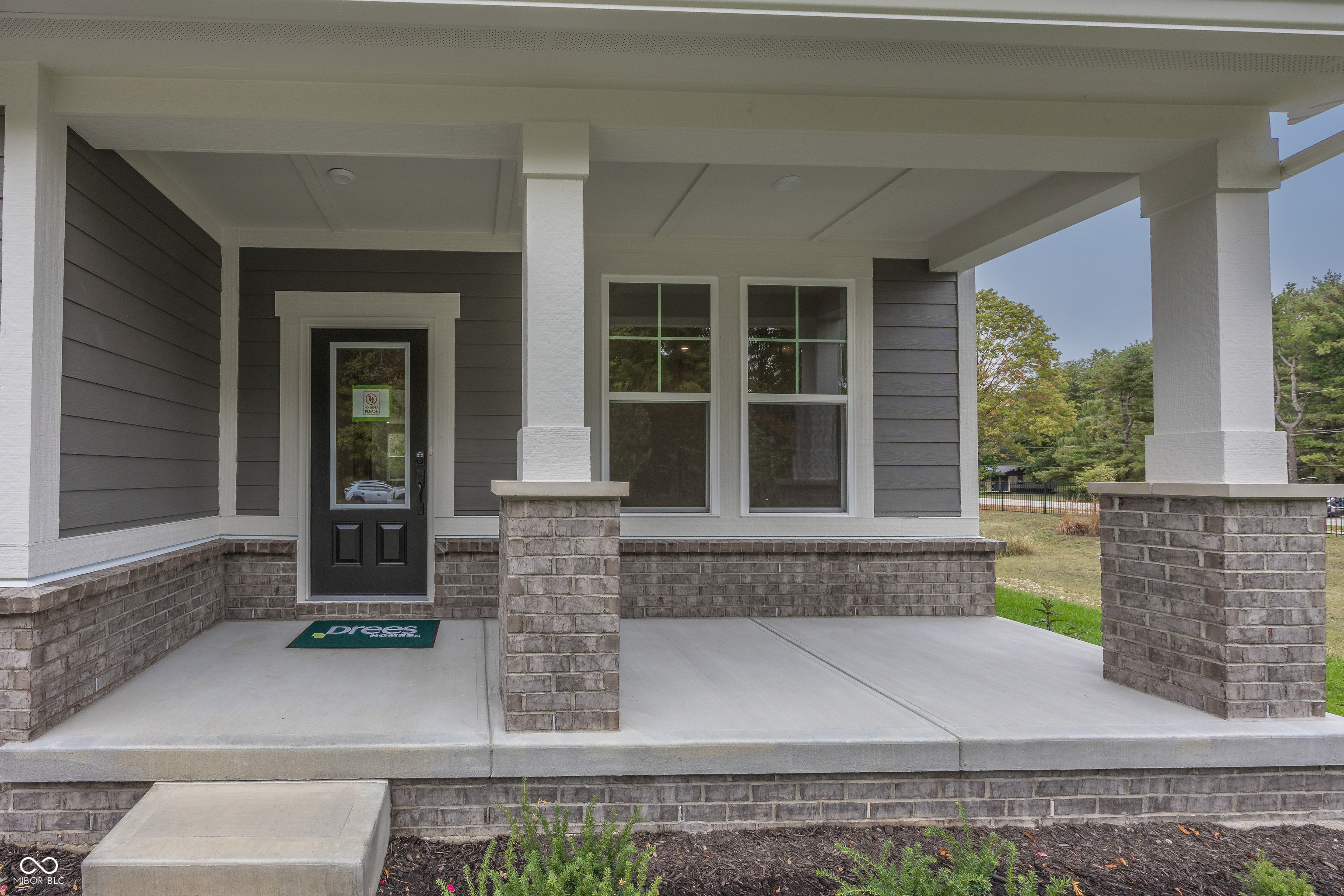 12592 Lowery Way Fishers, IN 46037 - Photo 2 of 38