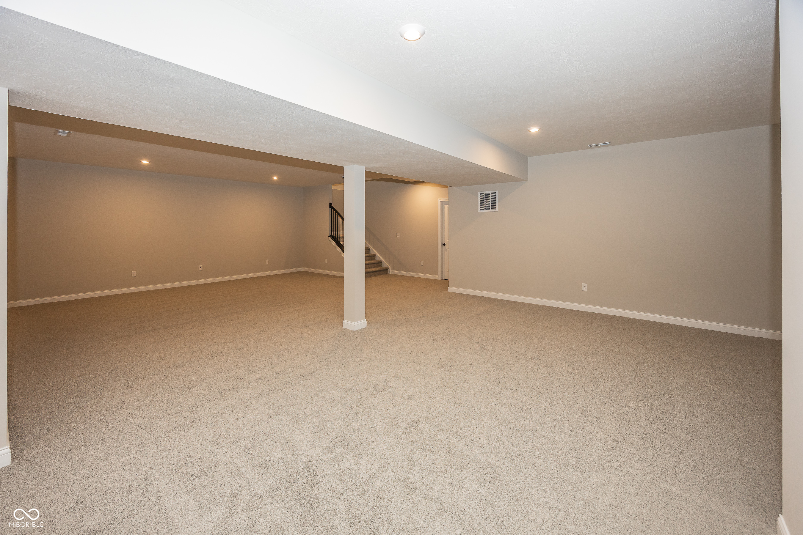 12592 Lowery Way Fishers, IN 46037 - Photo 27 of 38