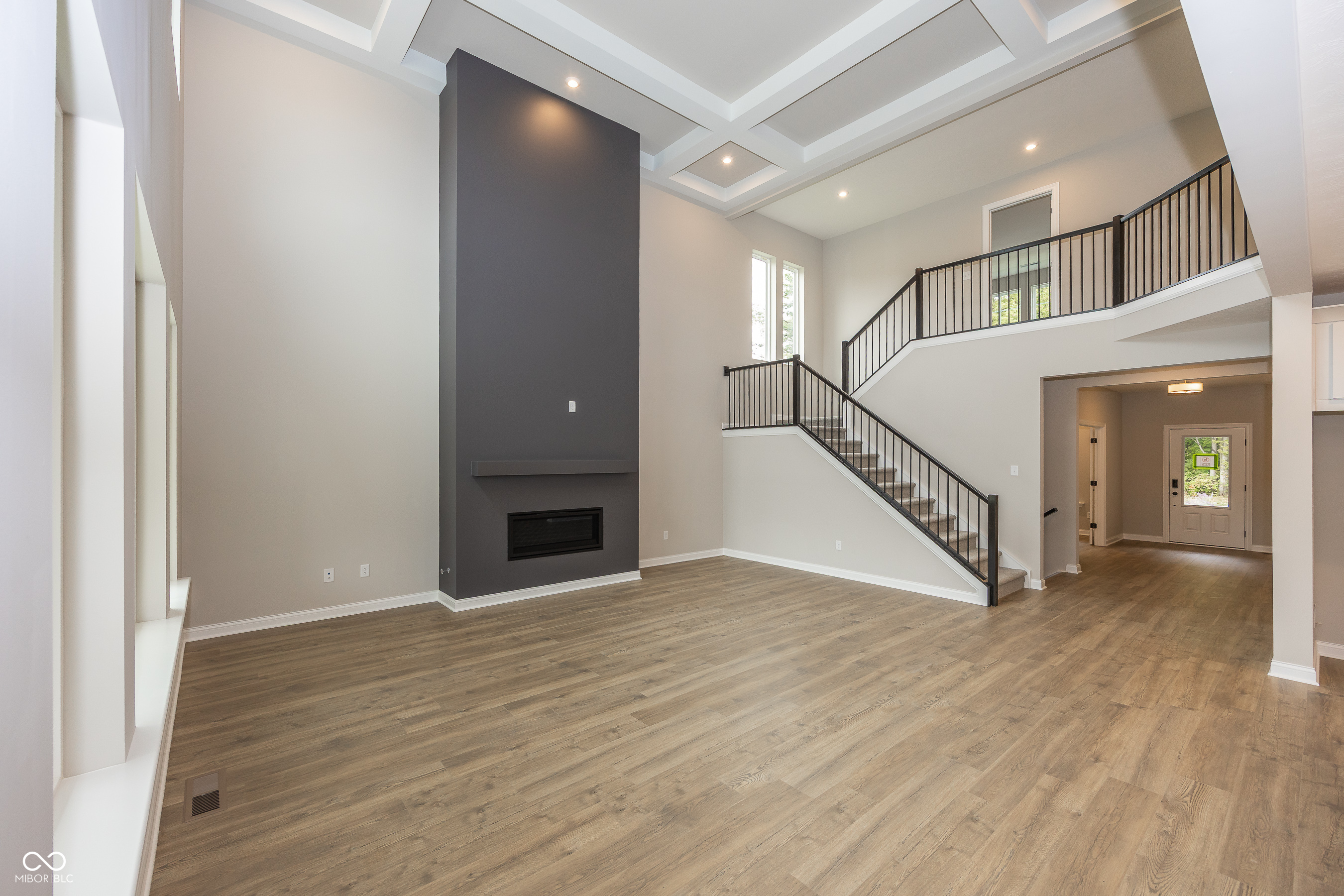 12592 Lowery Way Fishers, IN 46037 - Photo 8 of 38