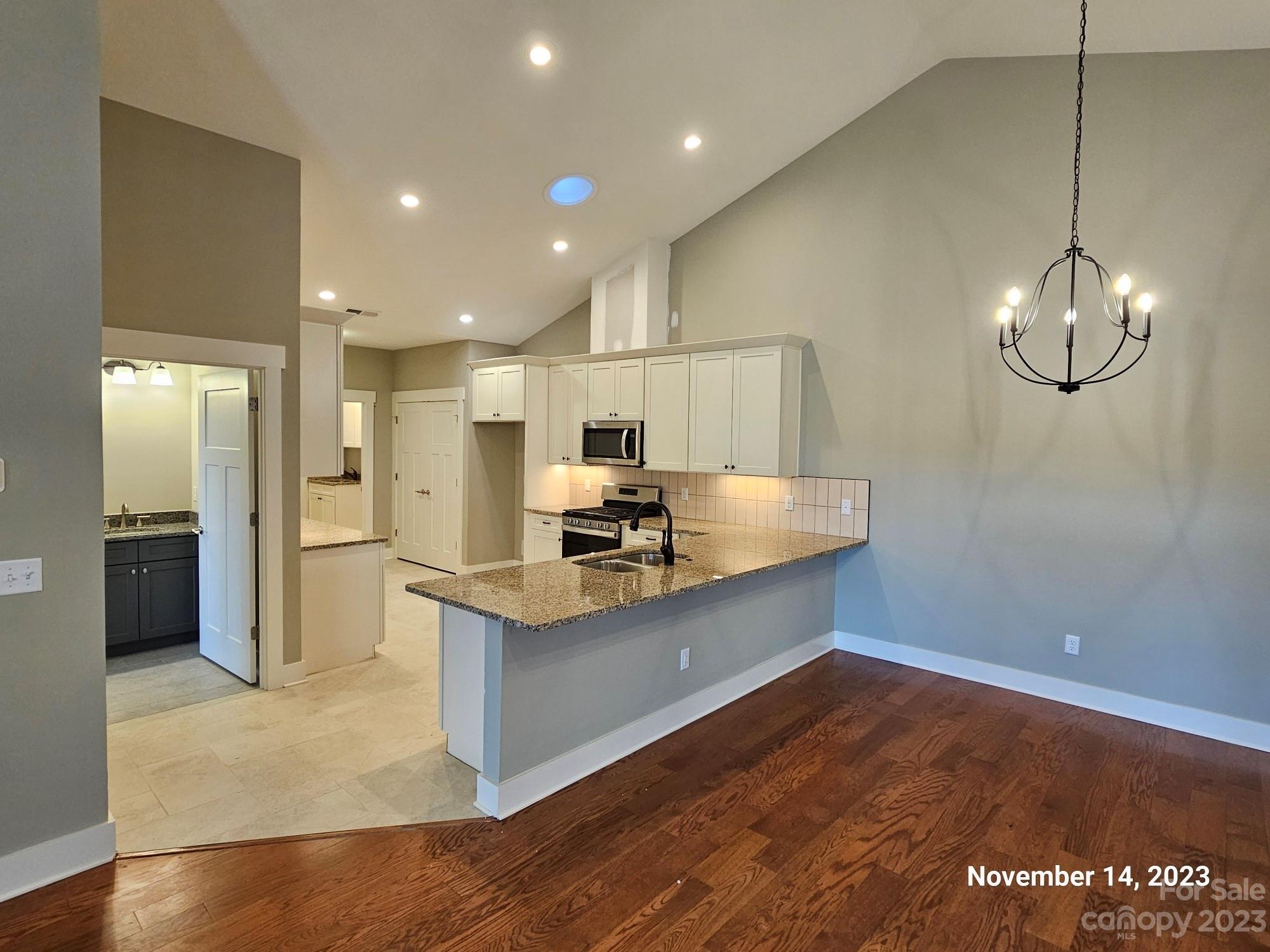 18 Brookstone Place, Unit R2 Candler, NC 28715 - Photo 7 of 23 Gallery Image 7