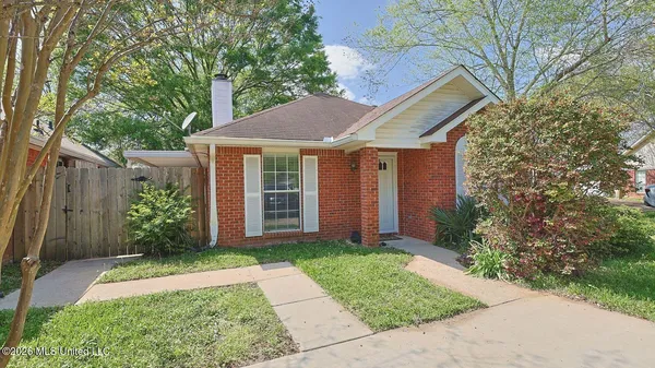 $215,000 | 3007 Willow Drive, Brandon, MS 39042