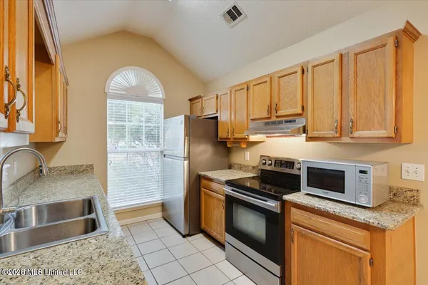 $215,000 | 3007 Willow Drive, Brandon, MS 39042