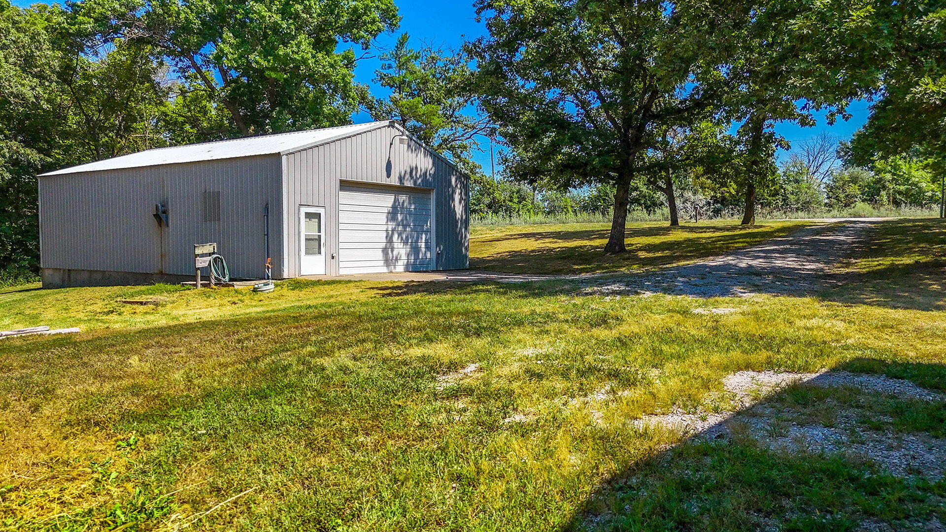11731 Audrain Road East Centralia, MO 65240 - Photo 41 of 57 Gallery Image 41