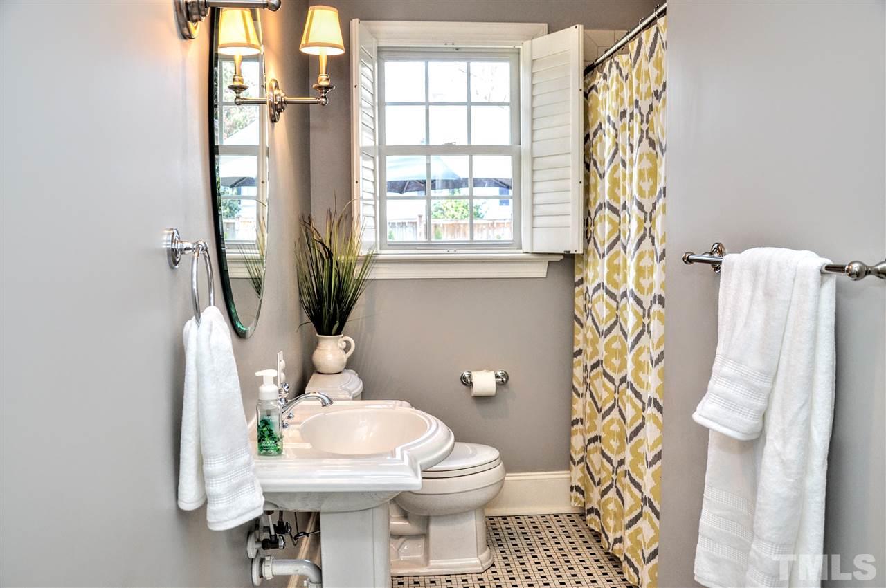 3220 Bedford Avenue Raleigh, NC 27607 - Photo 14 of 25