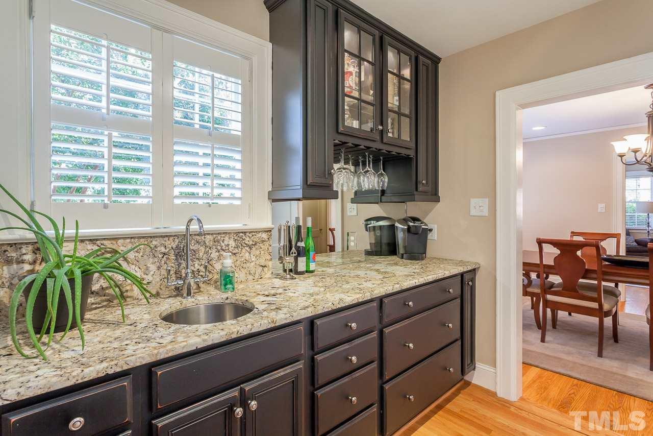 3220 Bedford Avenue Raleigh, NC 27607 - Photo 9 of 25