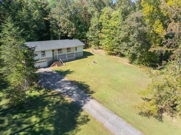 $299,900 | 326 Dogwood Drive, Decaturville, TN 38329