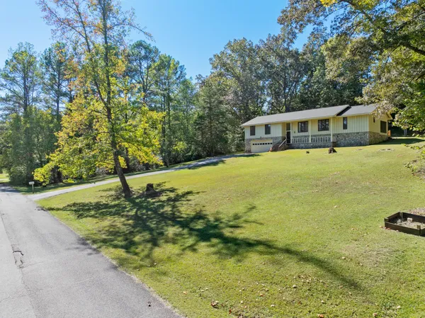 $299,900 | 326 Dogwood Drive, Decaturville, TN 38329