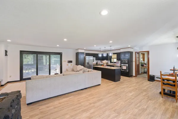 $299,900 | 326 Dogwood Drive, Decaturville, TN 38329