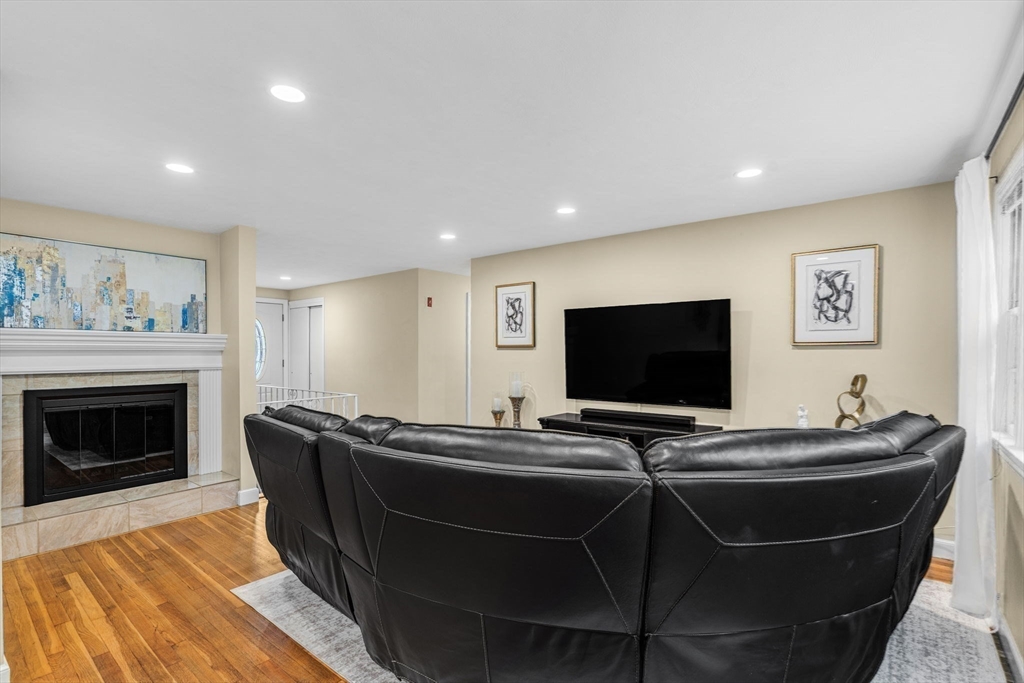 23 Cherokee Road Acton, MA 01720 - Photo 15 of 24 Gallery Image 15