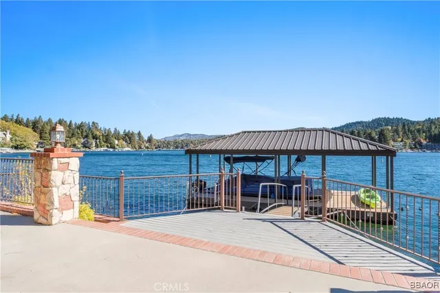 a view of a terrace with sitting area