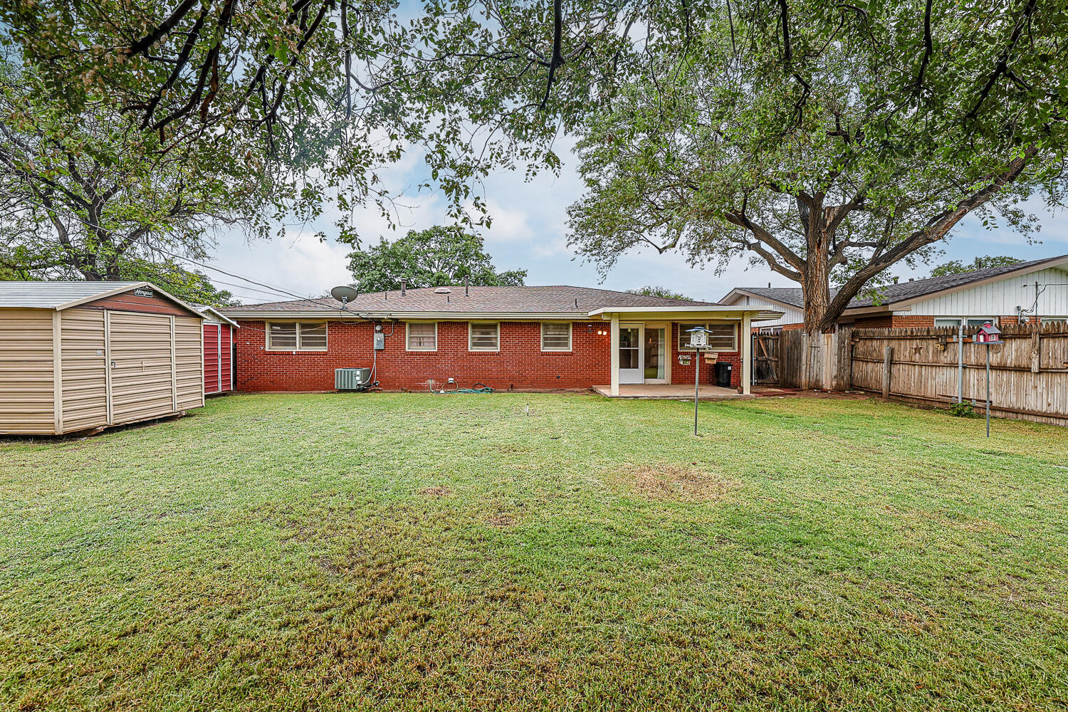 5220 7th Street Lubbock, TX 79416 - Photo 32 of 34 Backyard