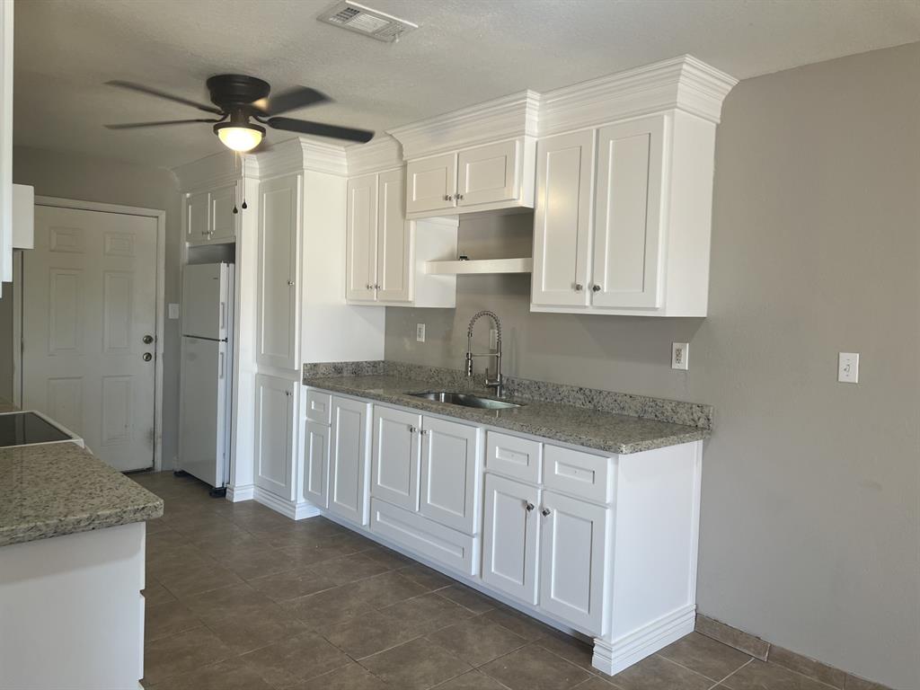 3272 Tesoro Loop, Unit 1 Eagle Pass, TX 78852 - Photo 4 of 9