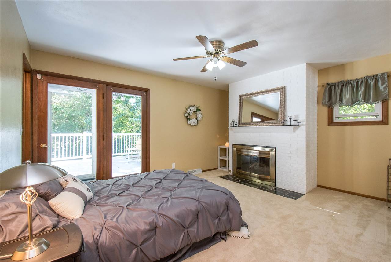 8201 Ridgewood Road Rock Island, IL 61201 - Photo 12 of 20 Gallery Image 12