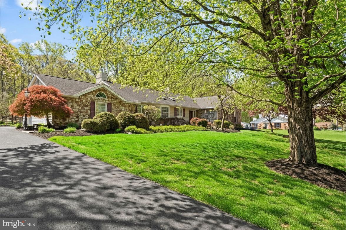 5774 South Deer Run Road Doylestown, PA 18902 - Photo 2 of 41