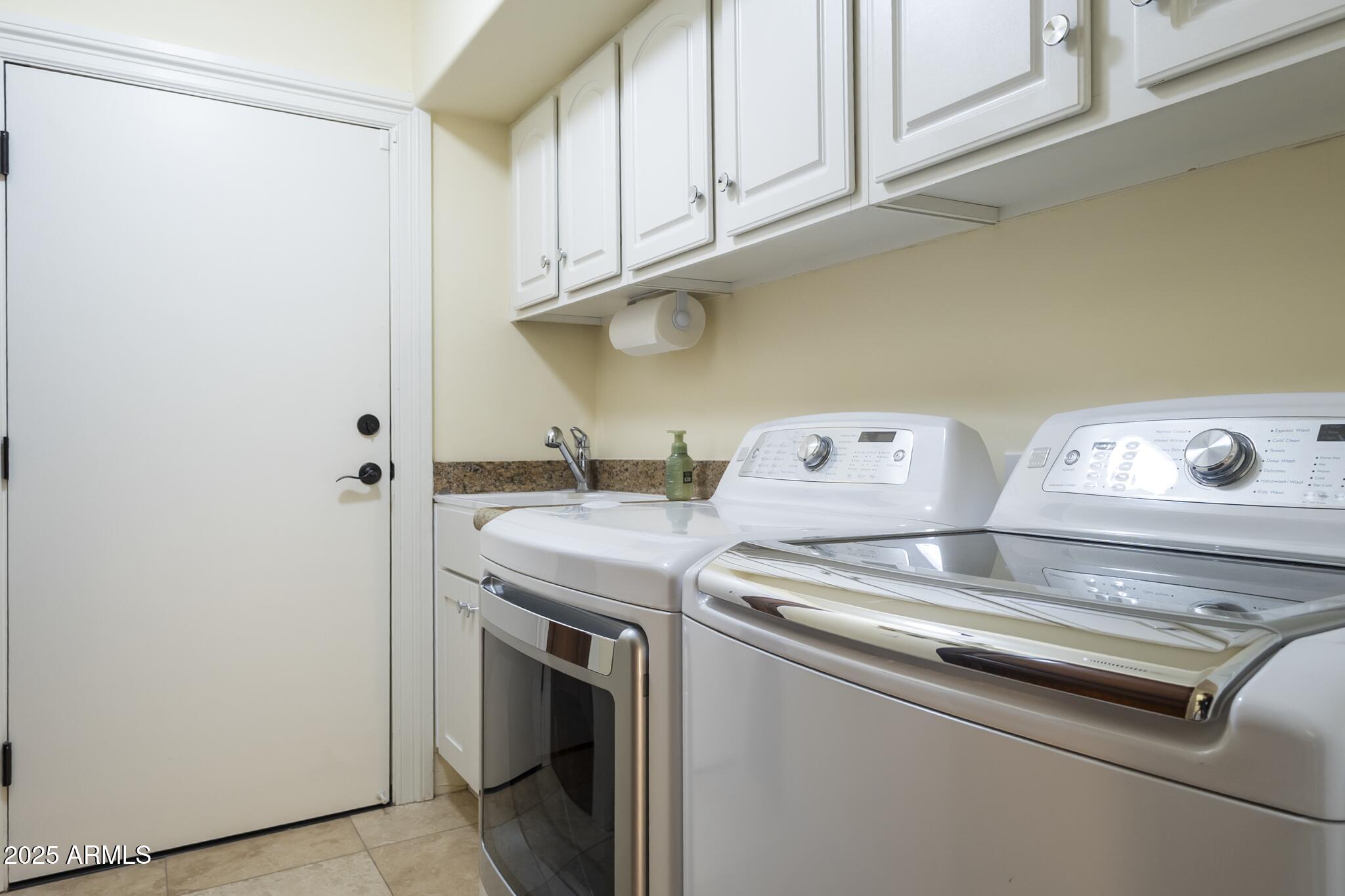 229 West Vista Avenue Phoenix, AZ 85021 - Photo 38 of 113 38