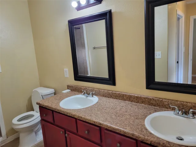 $1,600 | 14926 Darbydale Drive, Houston, TX 77090