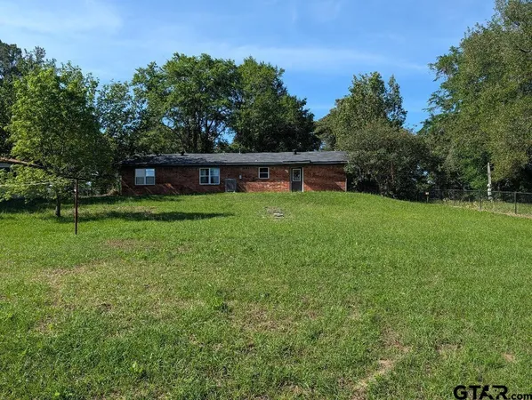 $1,900 | 17217 Cr 136 Tyler Tx 75703, Tyler, TX 75703