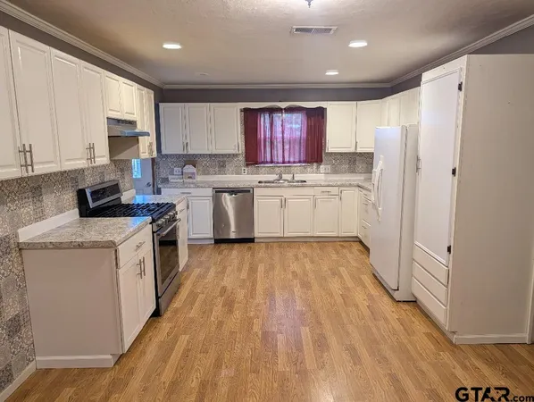 $1,900 | 17217 Cr 136 Tyler Tx 75703, Tyler, TX 75703