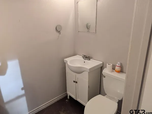 $1,900 | 17217 Cr 136 Tyler Tx 75703, Tyler, TX 75703