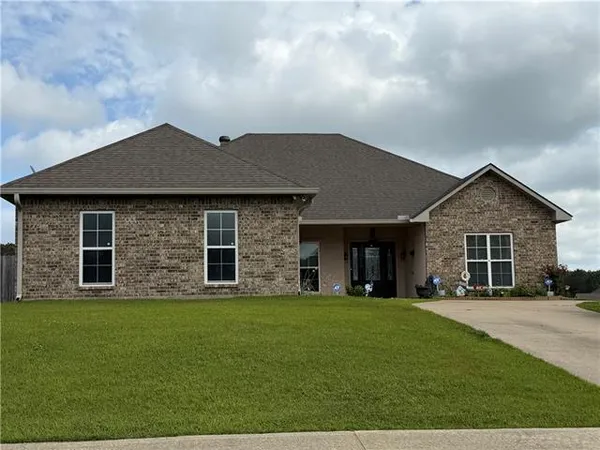 $327,500 | 480 Ocho Rios, Pineville, LA 71360