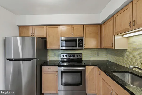 $2,500 | 208 Valley Stream Lane, Chesterbrook, PA 19087