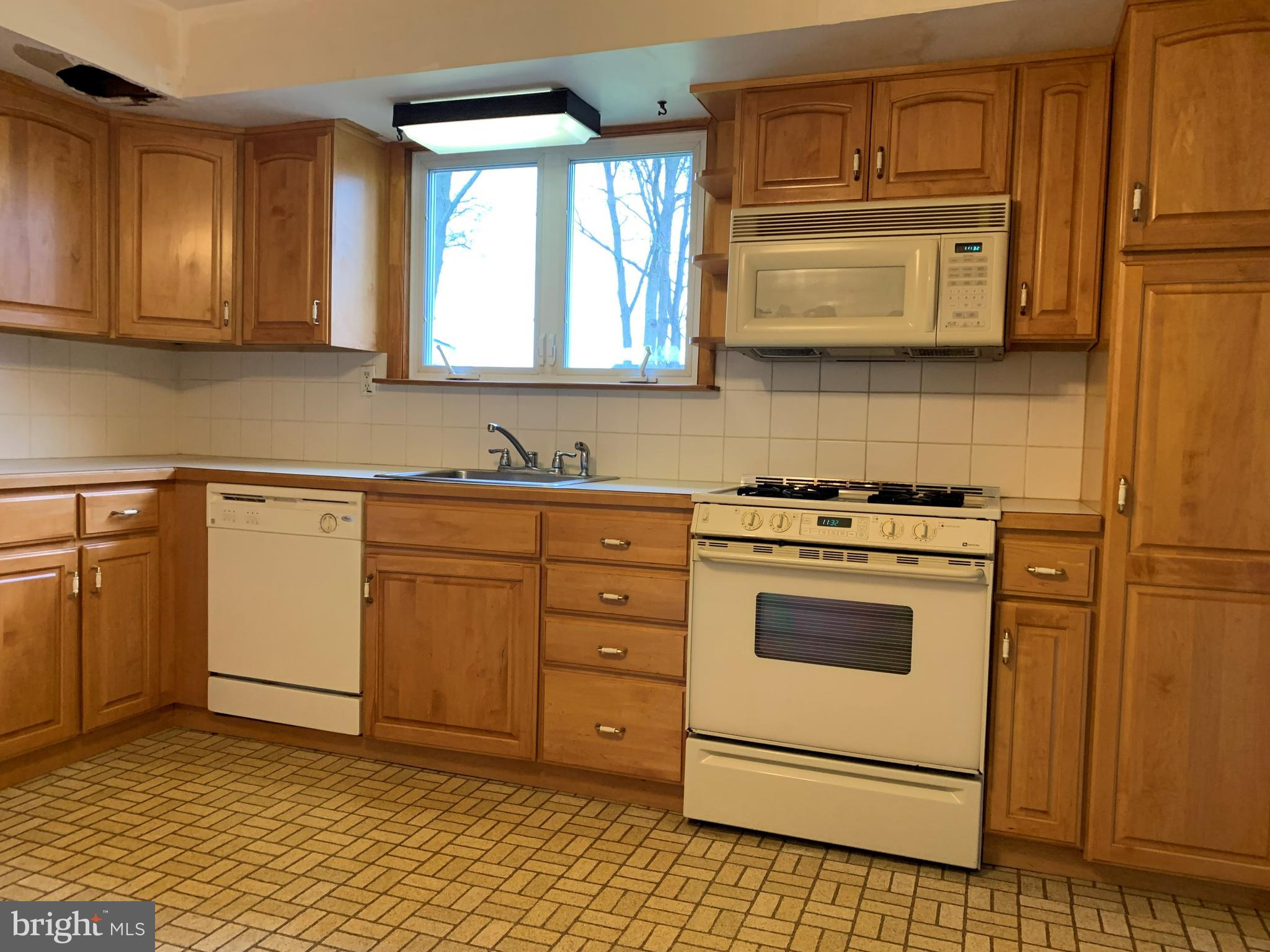 1385 Beaver Road Southampton, PA 18966 - Photo 26 of 31 Gallery Image 26