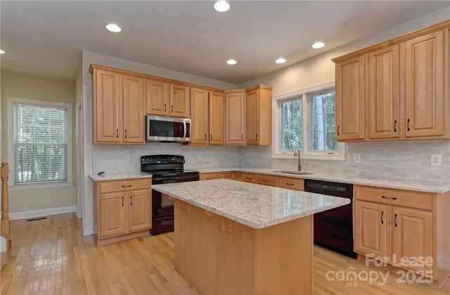 $3,200 | 10496 Gunnison Lane, Charlotte, NC 28277