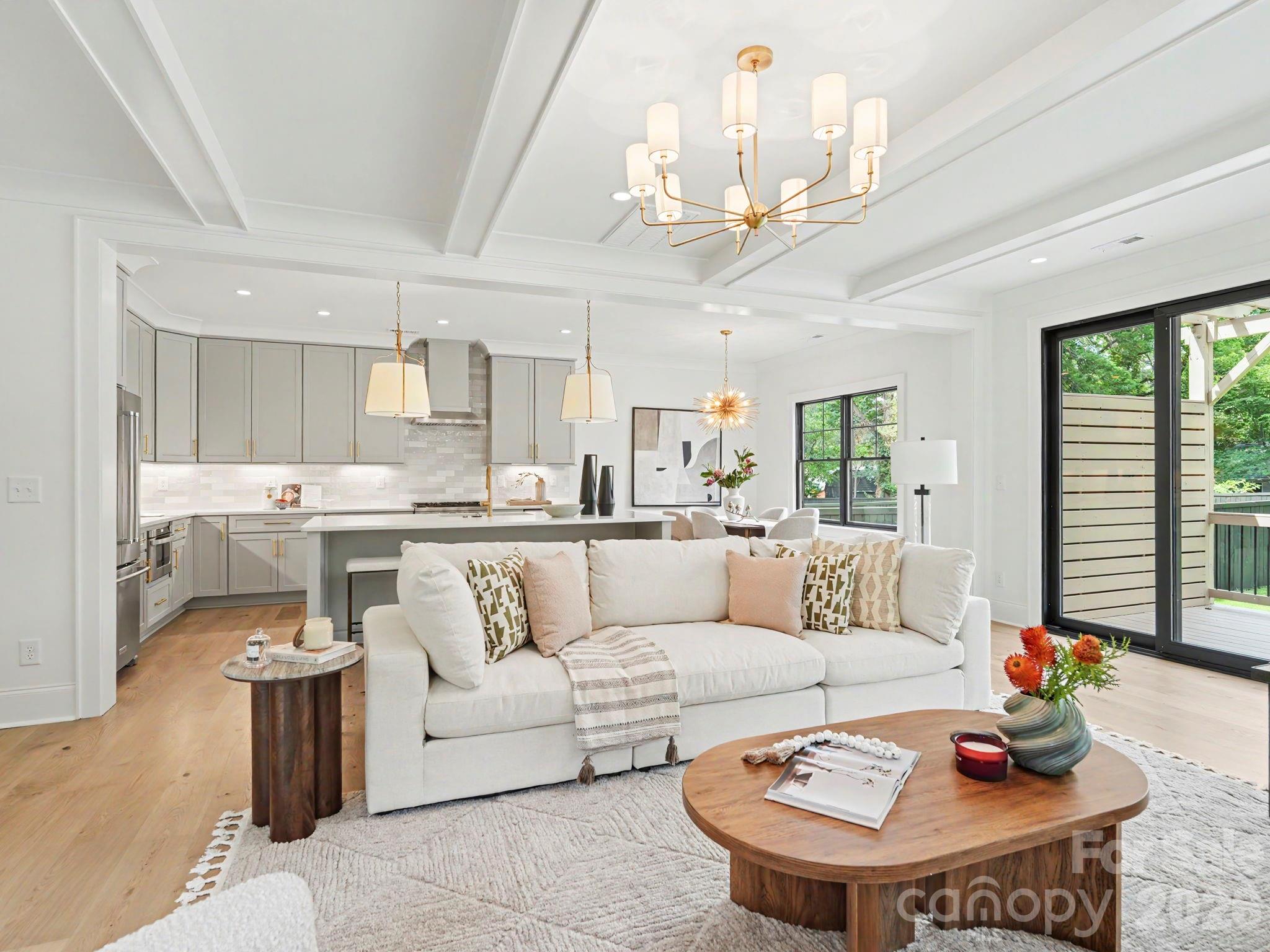 5971 Gate Post Road Charlotte, NC 28211 - Photo 6 of 39 Gallery Image 6