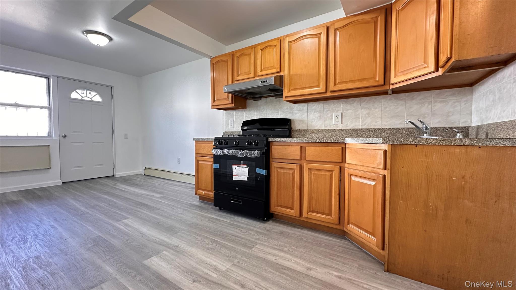 111-21 44th Avenue Queens, NY 11368 - Photo 2 of 5