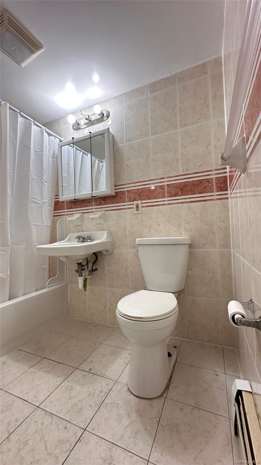 111-21 44th Avenue Queens, NY 11368 - Photo 4 of 5