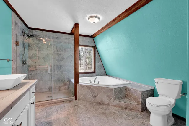 $620,000 | 1747 East Tall Oaks Lane, Greencastle, IN 46135