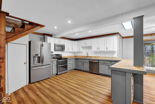 $620,000 | 1747 East Tall Oaks Lane, Greencastle, IN 46135