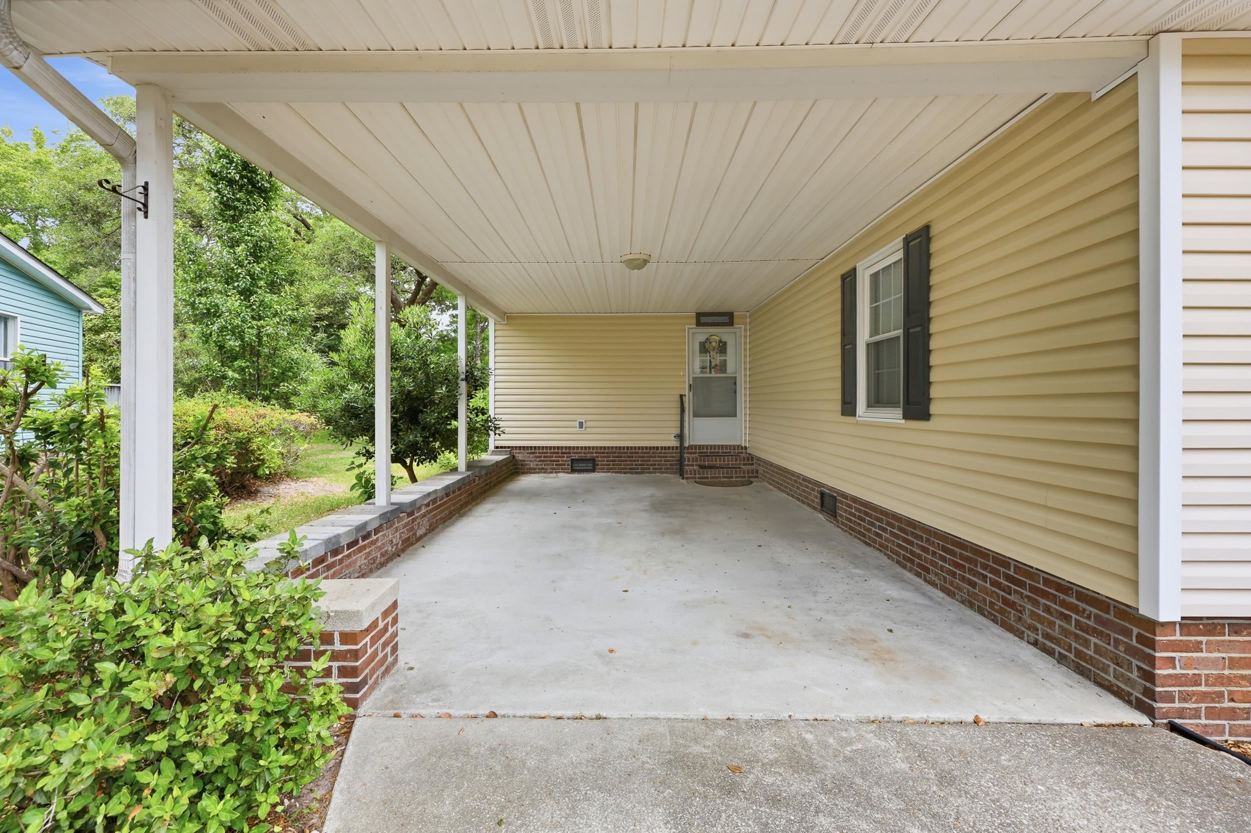 816 South Marlin Circle Murrells Inlet, SC 29576 - Photo 30 of 42
