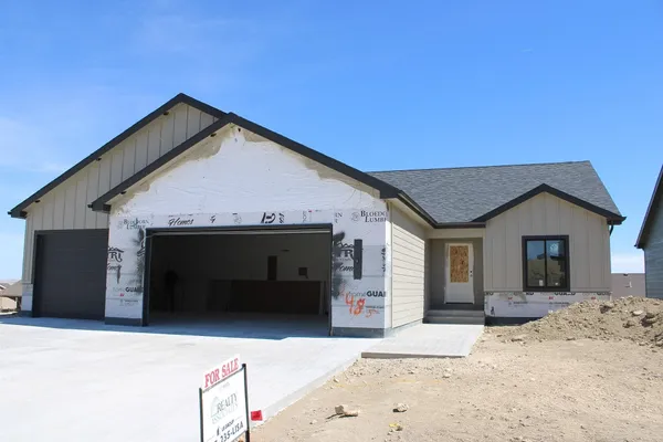 $629,700 | 2485 Heathrow Avenue, Casper, WY 82609