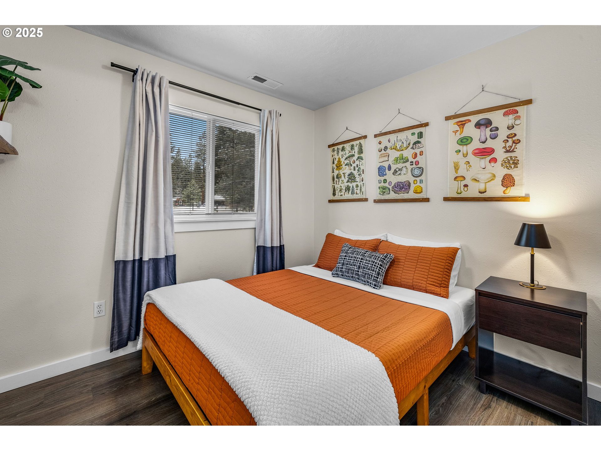 69322 Hackamore Sisters, OR 97759 - Photo 22 of 40 a bedroom with a bed and a window