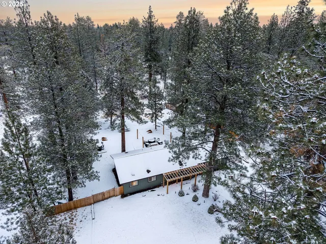 $625,000 | 69322 Hackamore, Sisters, OR 97759