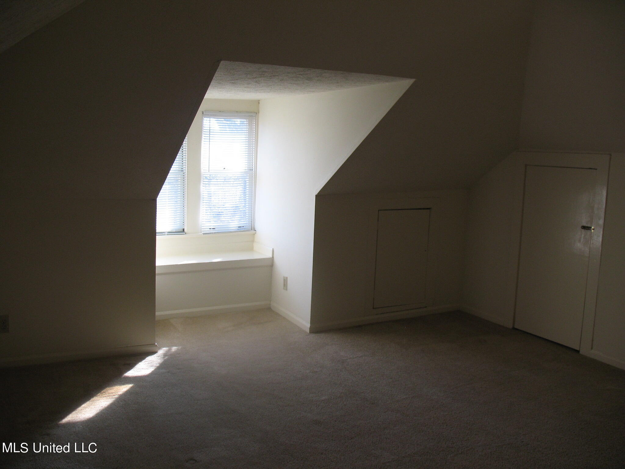 910 Morningside Street, Unit A Jackson, MS 39202 - Photo 16 of 18 IMG_9898